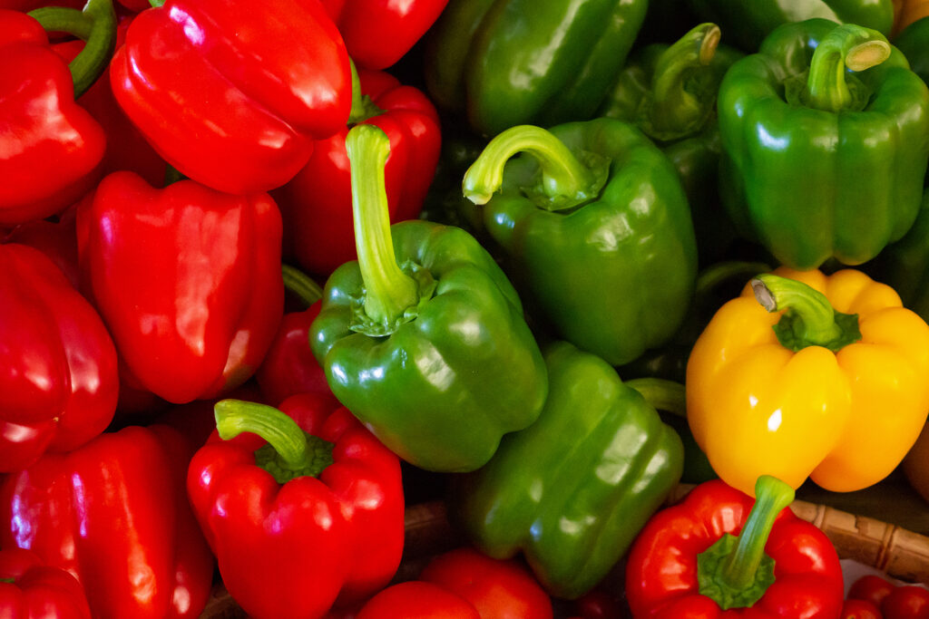 Unveiling the Colorful Nutritional Powerhouses: 7 Benefits of Bell Peppers